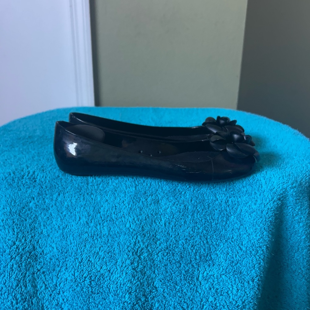 Kate Spade Jade Jelly Black Flats with Floral Accent Sz 9 - Picture 2 of 14